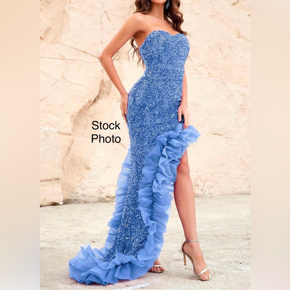 Faeriesty NWT Blue Strapless Velour Sequin Ruffle Prom Formal Dress Sz. XS - Picture 1 of 7